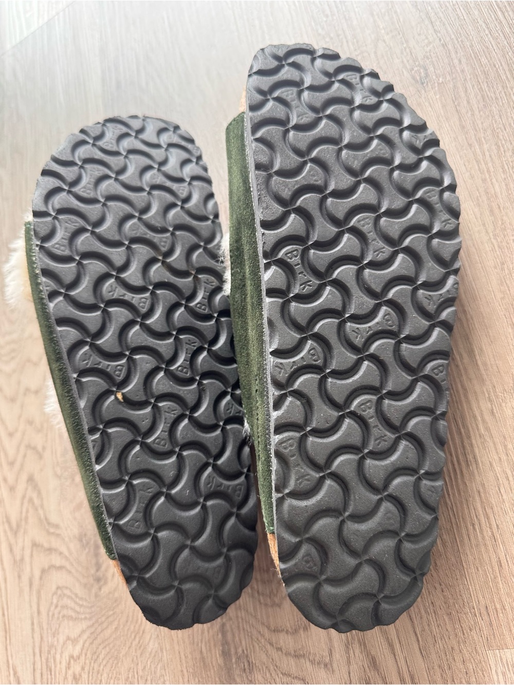 Birkenstock Arizona Shearling Suede sandal Dark Green sz 10 / 41 EU - Picture 3 of 6